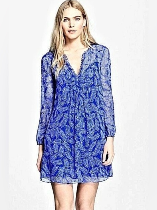 Diane Von Furstenberg Dresses & Skirts - Diane Von Furstenberg Royal Blue Printed V-Neck Long Sleeve Dress size 6